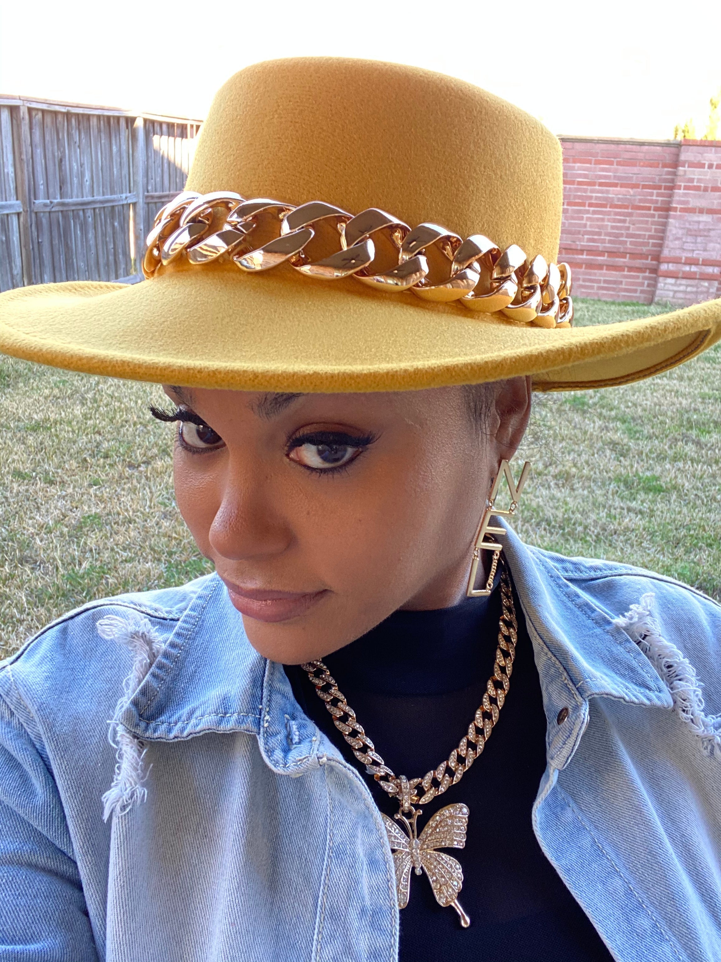 Chain Fedora Mustard