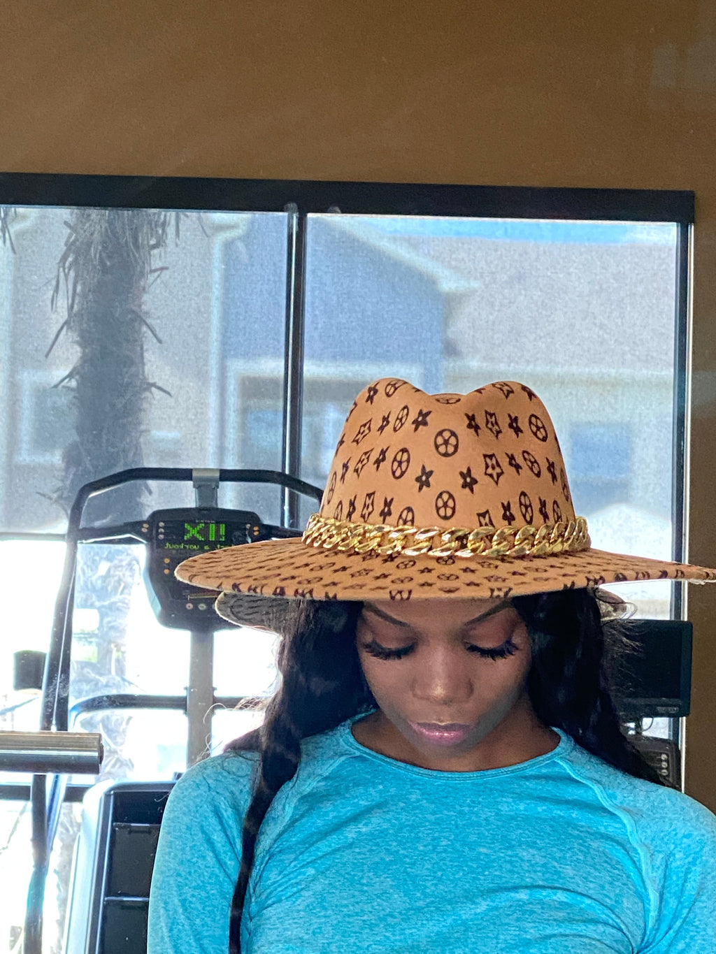 Luxury Chain Fedora Camel BG