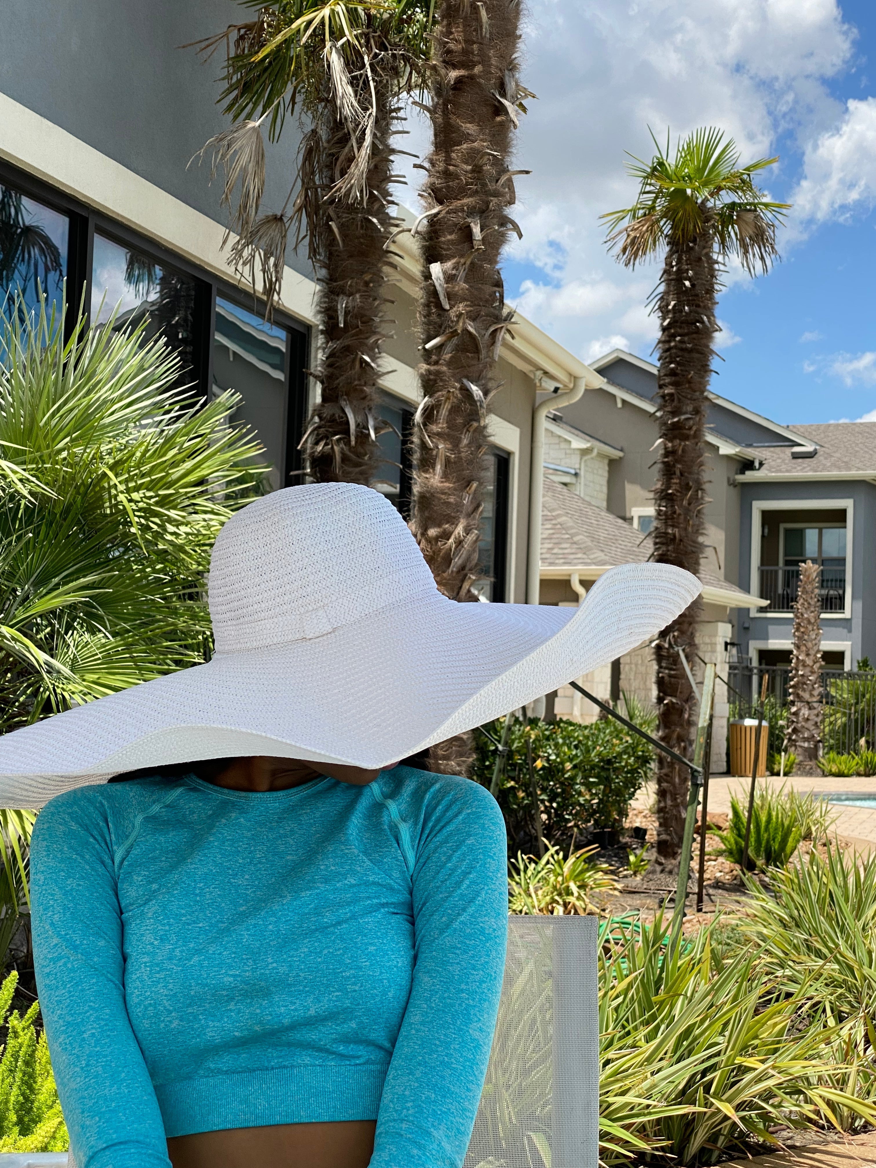 Big Oversized Straw Floppy Sun Hat White