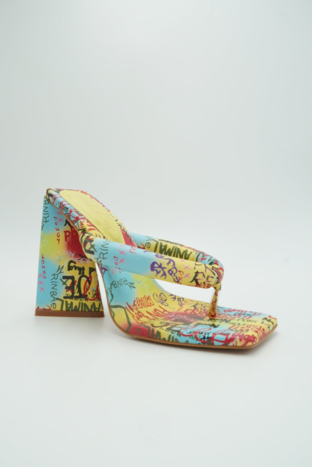 Claire Graffiti
