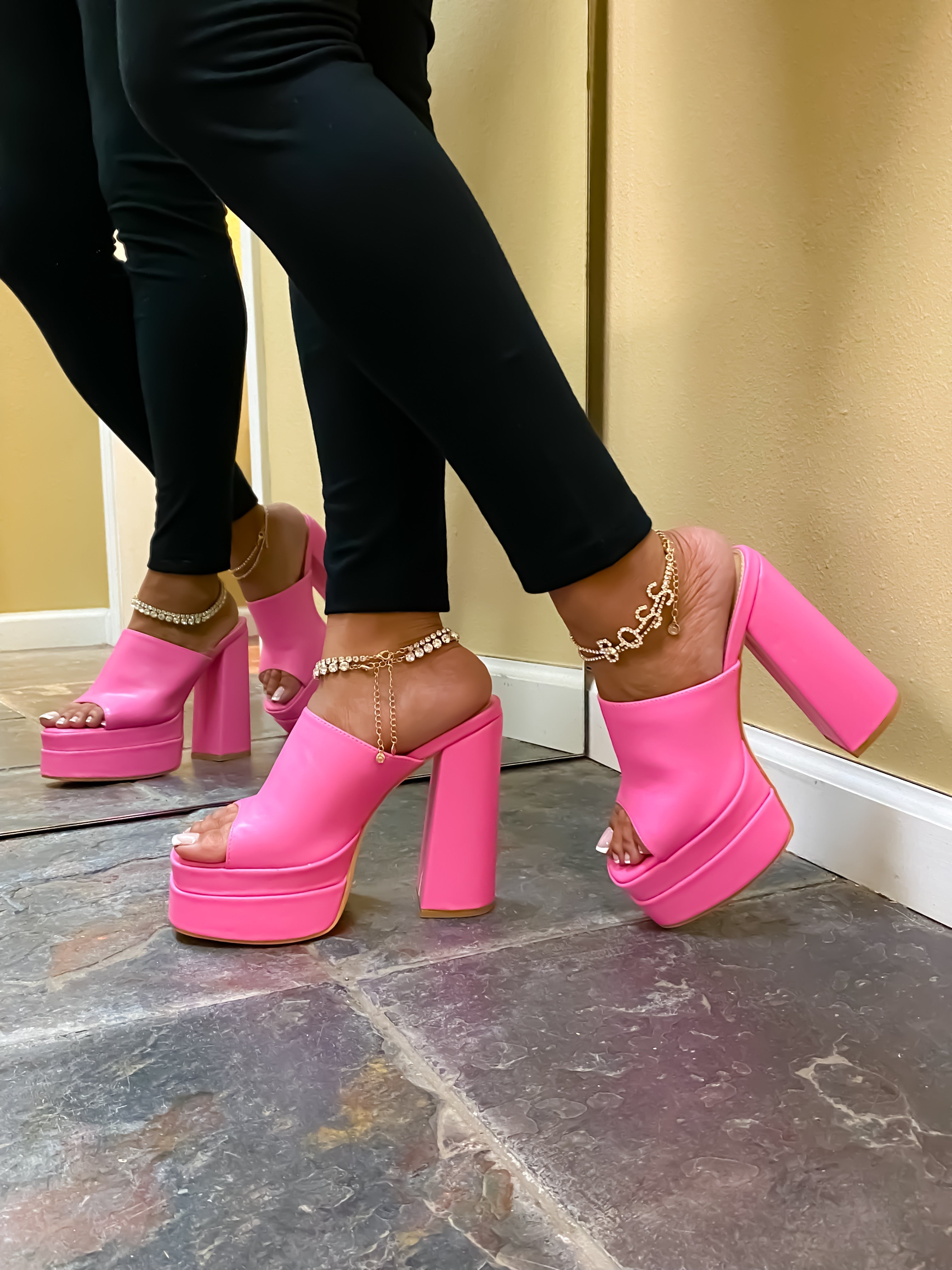 Dollz Babe Pink
