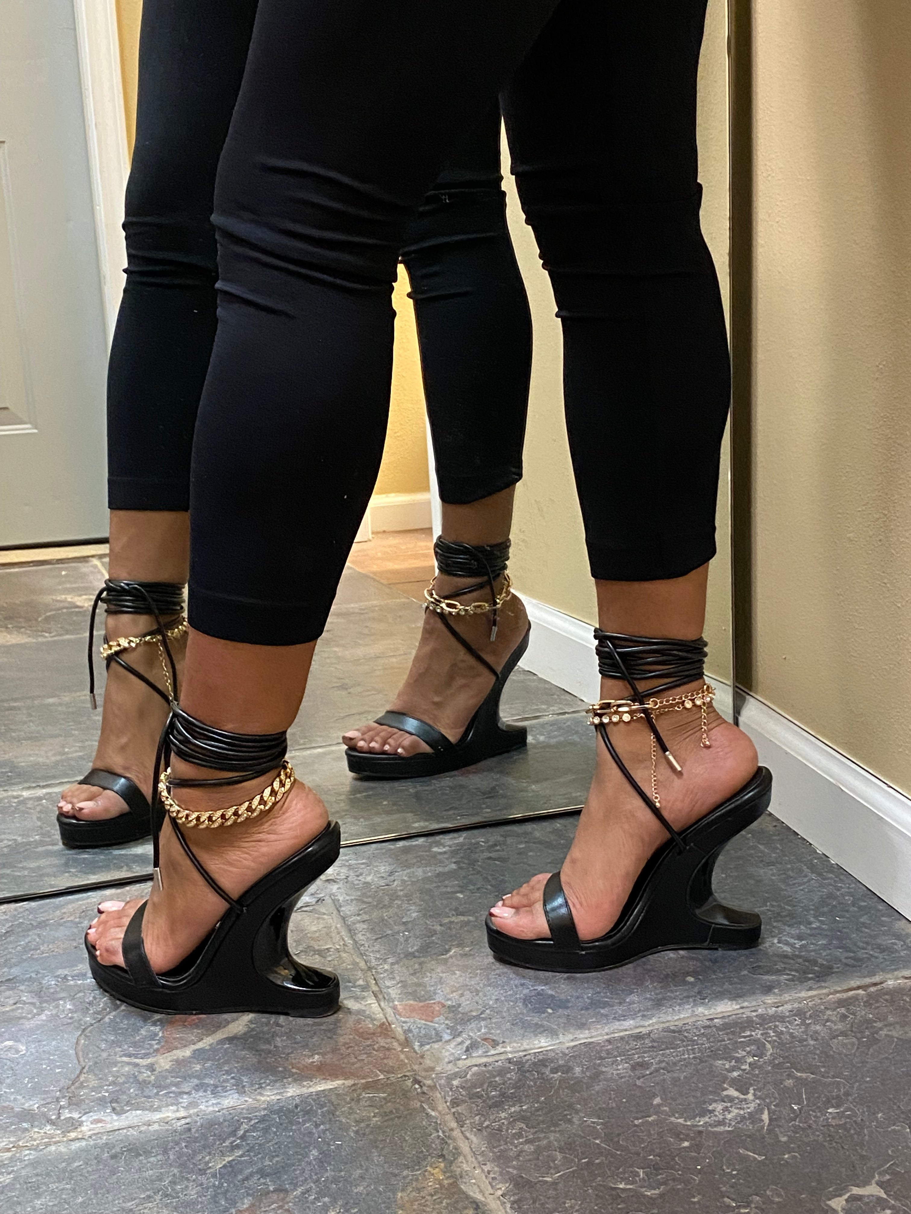 Standing On Business Black